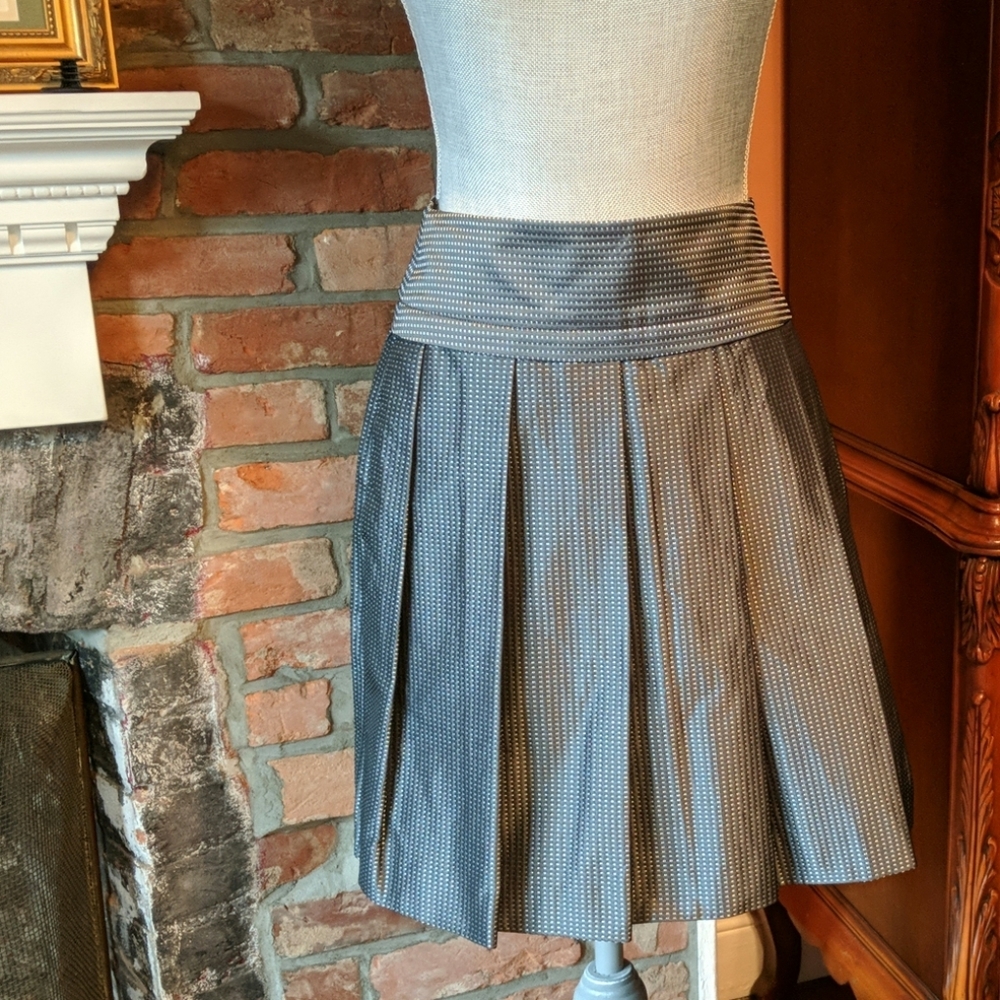 theory skirt size 0